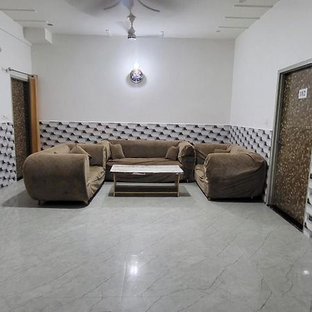 Hotel House Of Krishna Vrindāvan Exterior foto