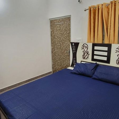 Hotel House Of Krishna Vrindāvan Exterior foto